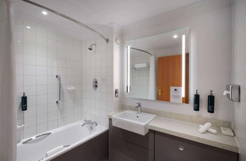 DoubleTree by Hilton Swindon
