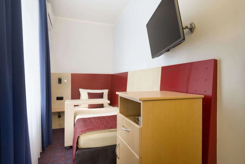 Ramada By Wyndham Frankfurt Central Station