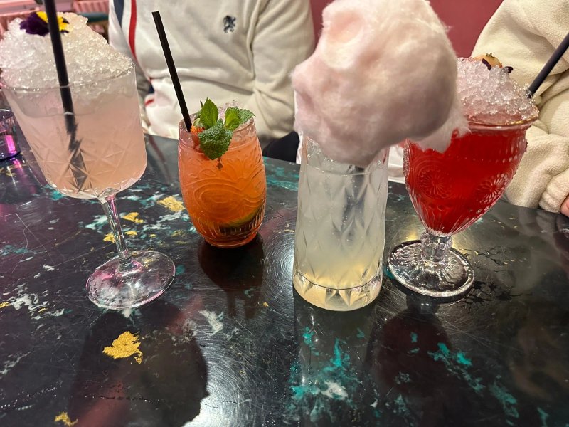 Palm Cocktail Bar & Eatery