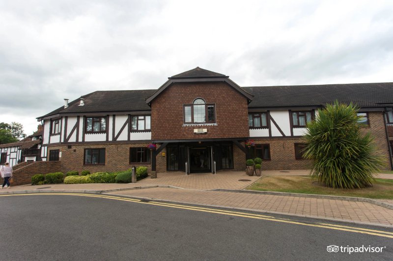 Elite Venue Selection Felbridge - Gatwick