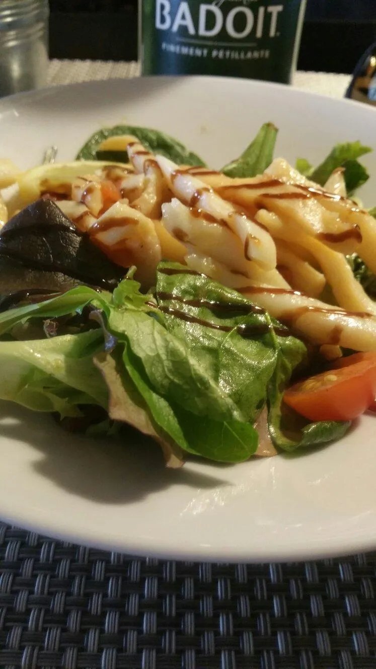 Mast Braise et Vin Restaurant