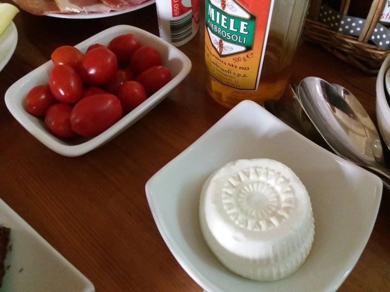 Tan Neputi Art & Cooking