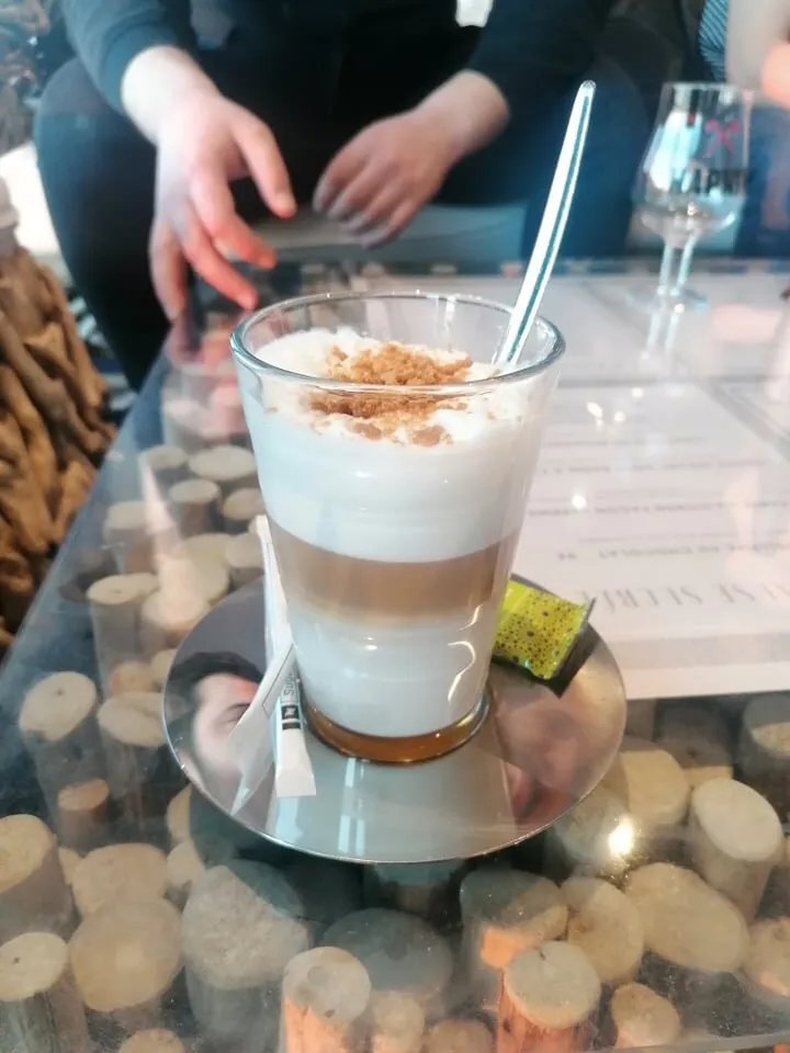 Le Phare Bar