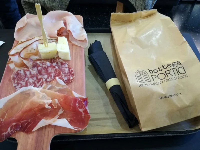 Bottega Portici - I Petali
