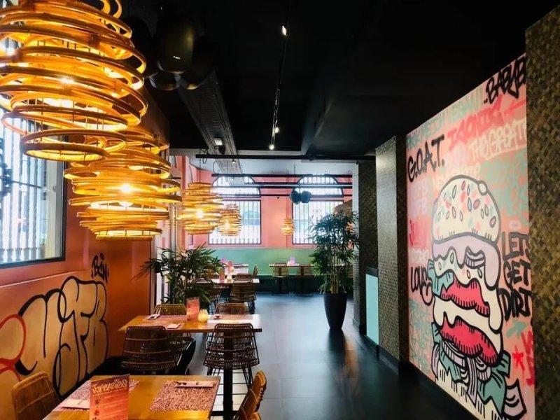 Vegan Junk Food Bar - EL BORN