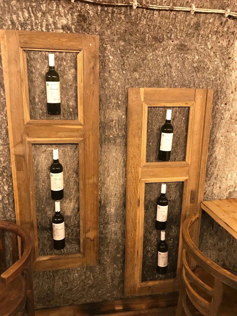 Demeter Borbar - Winebar 44