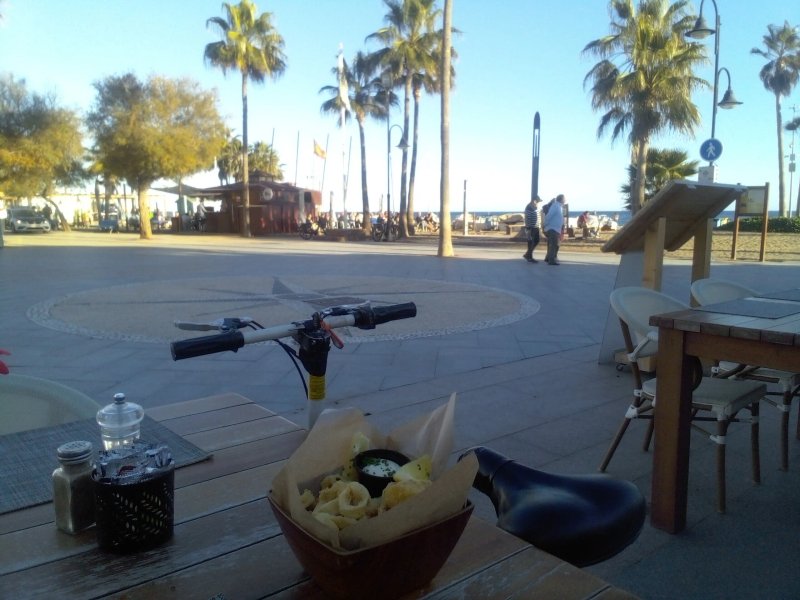 Ellas Restaurant & Beach Bar
