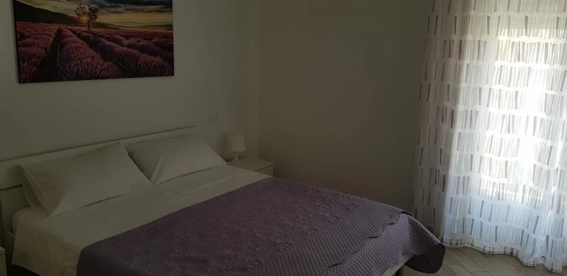 White B&B