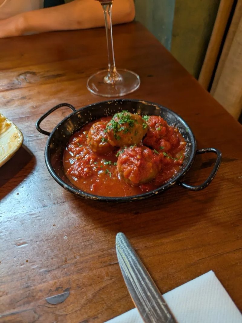 Canto Restaurant