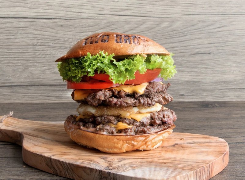 Two Bro's Burger