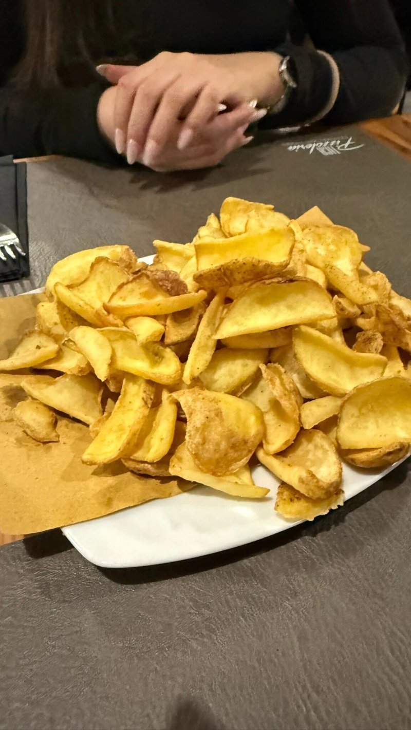 Pizzoleria Tica