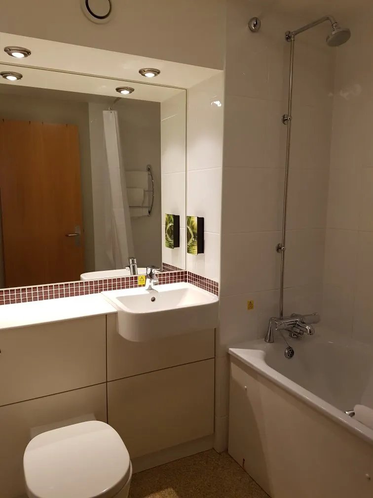 Premier Inn Woking Town Centre hotel