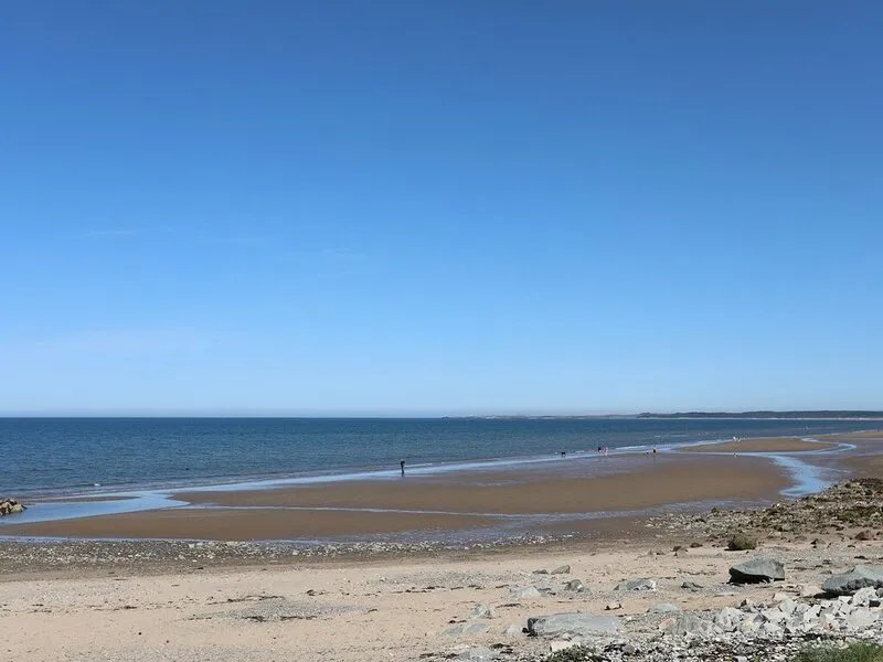 SEA BREEZE, with a garden in Dinas Dinlle