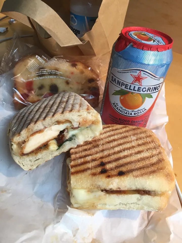 Gianni's Sandwich Bar