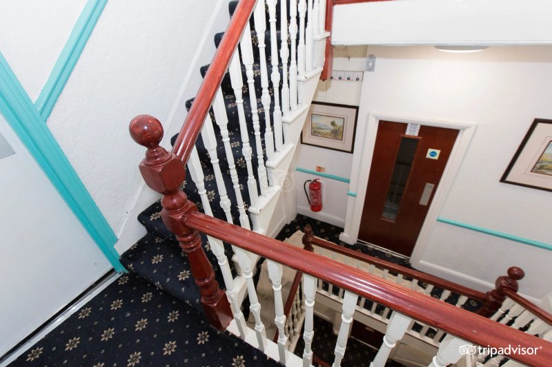 Clapham South Dudley Hotel