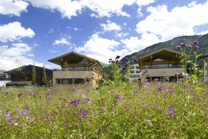 Chalet No 685 | No 686
