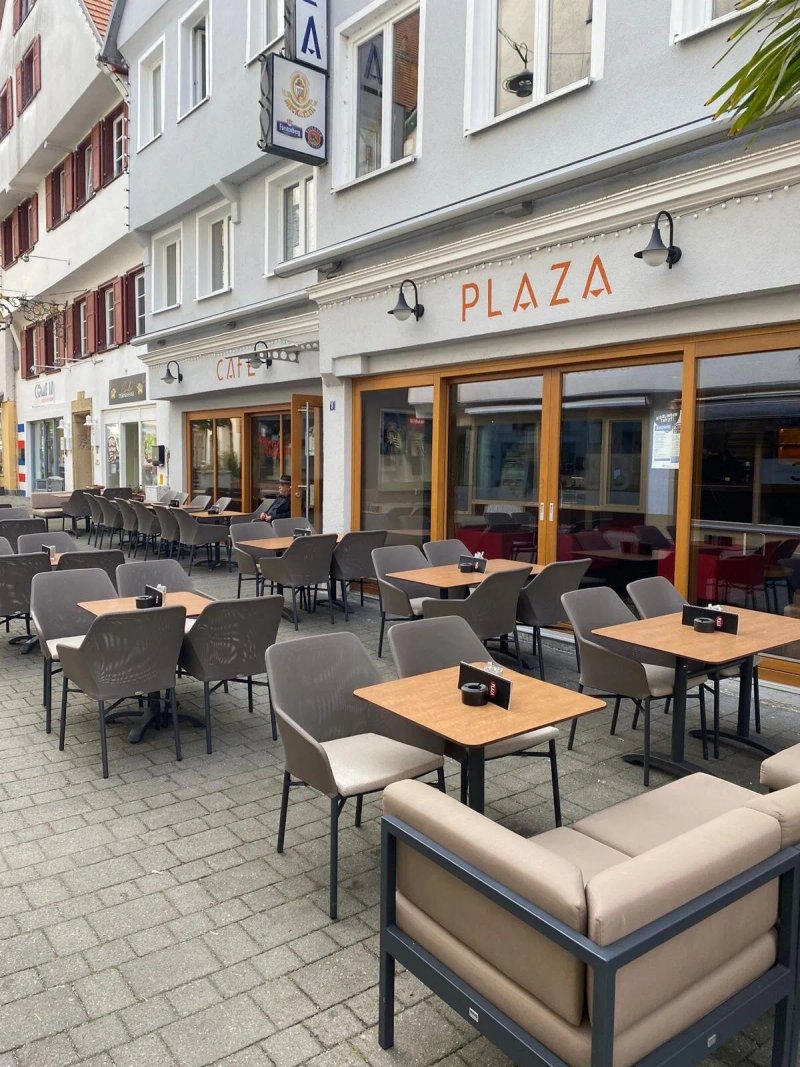 Cafe Bar Plaza