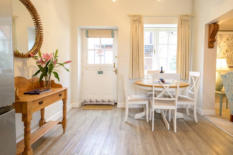 Wharton Lodge Cottages - Elgar, Grosvenor and Harewood