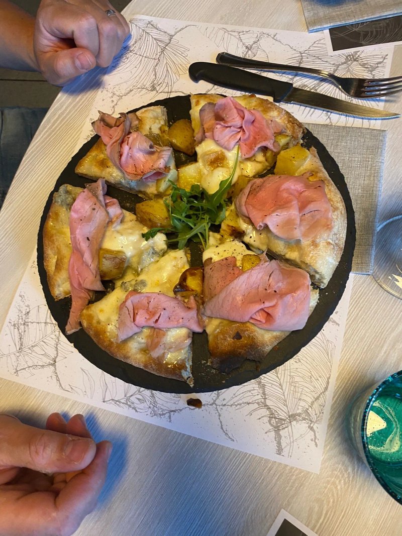 Food Factory Gourmet Pizzighettone