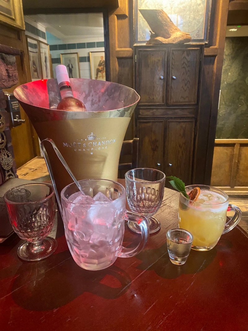 Mr Fogg's Tavern