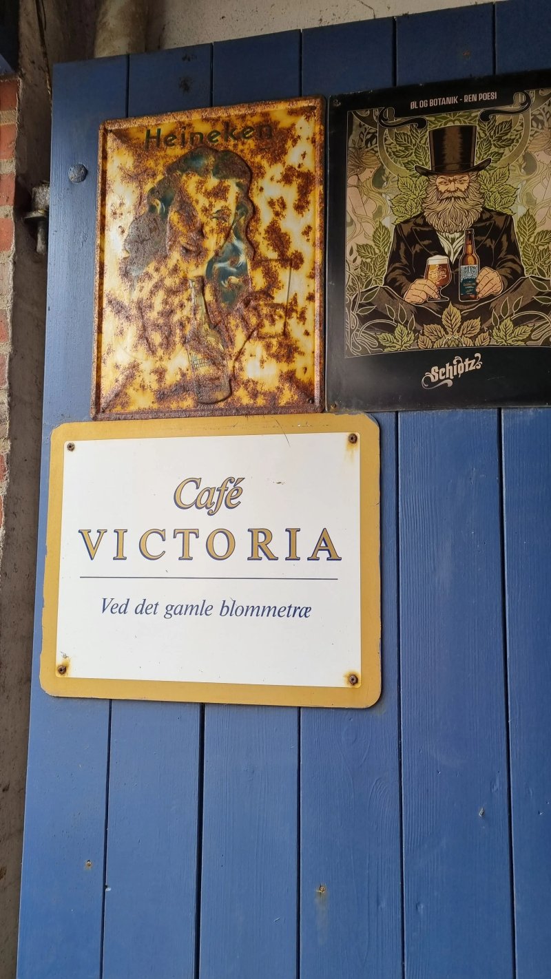 Cafe Victoria