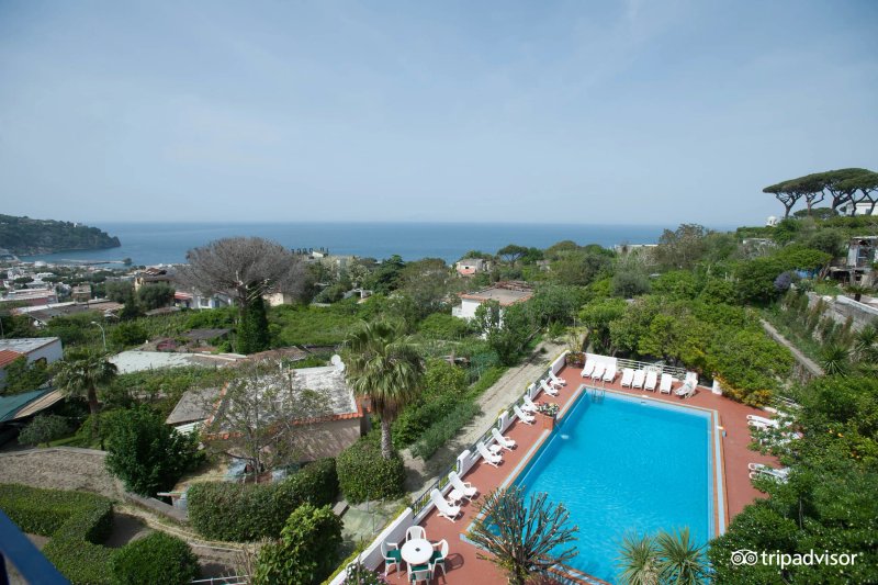 Hotel Pensione Monti