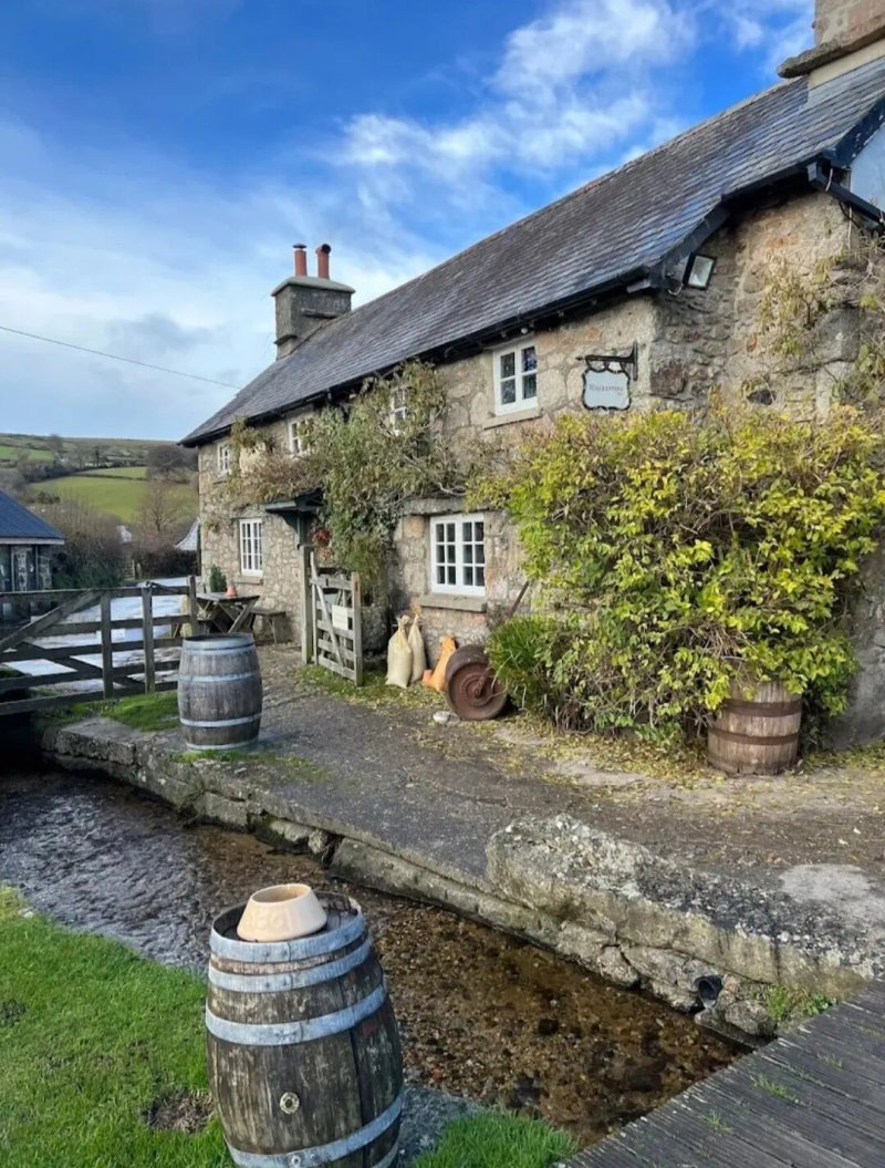 Rugglestone Inn