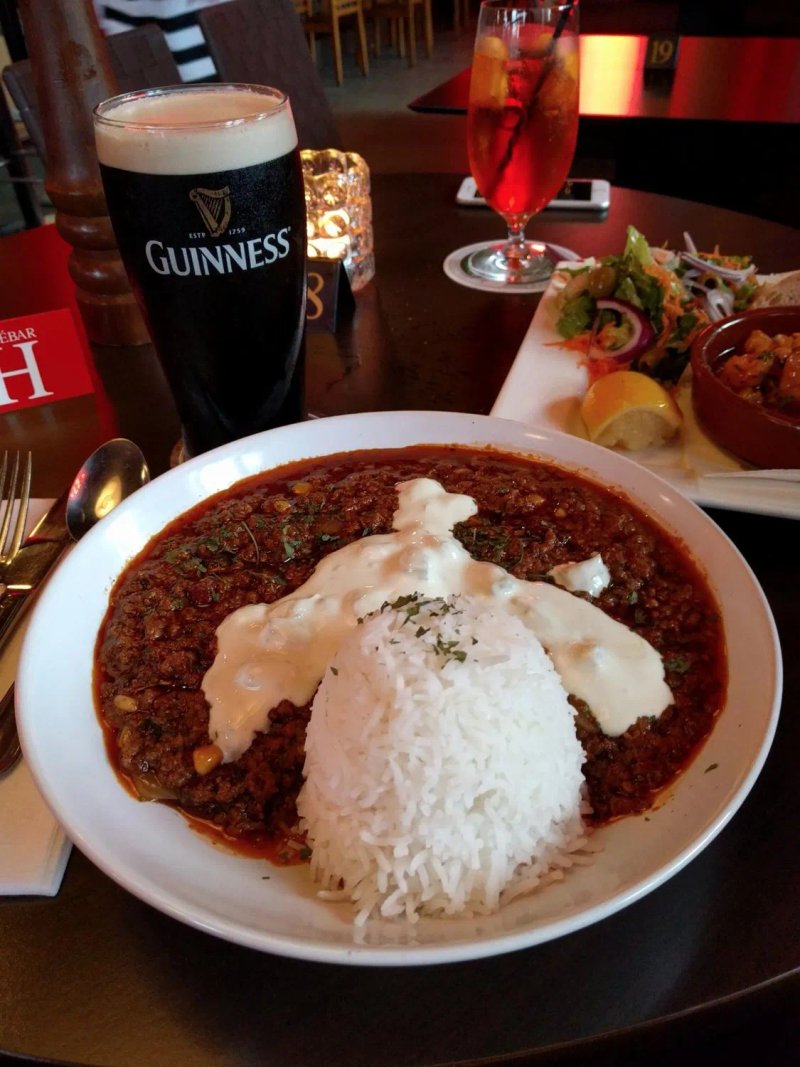 Cafe Bar H