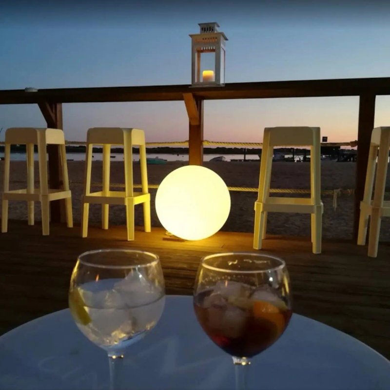 Horizontal Beach Club