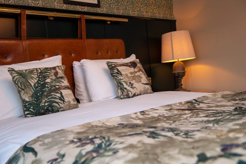 Red Lion Hotel