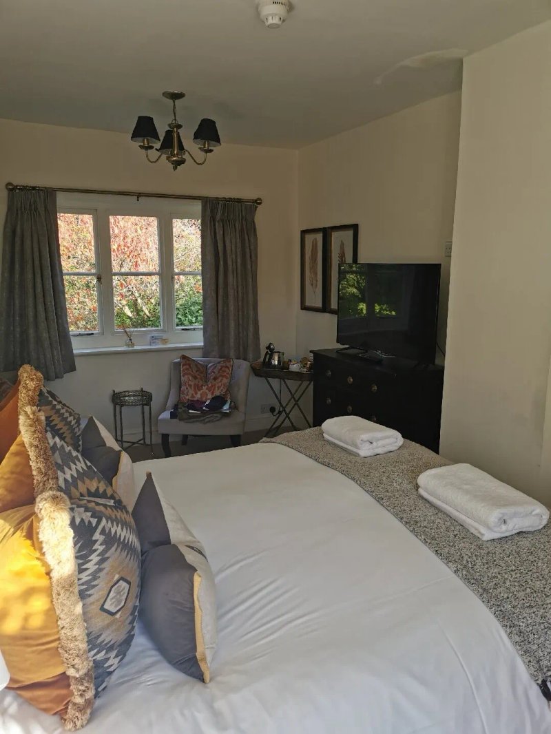 Scarborough Hill Country Inn