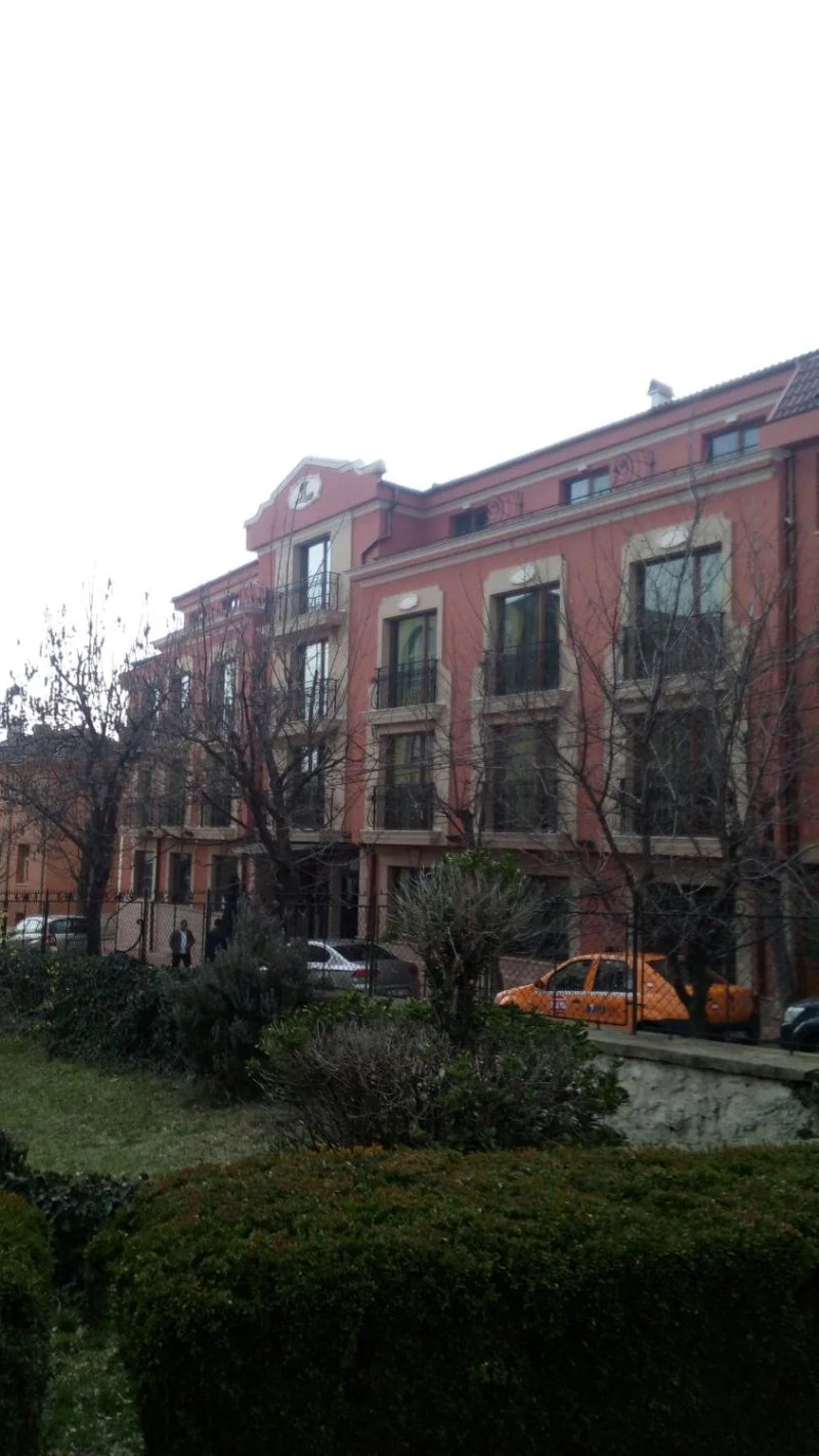 Club Central Hotel & Restaurant