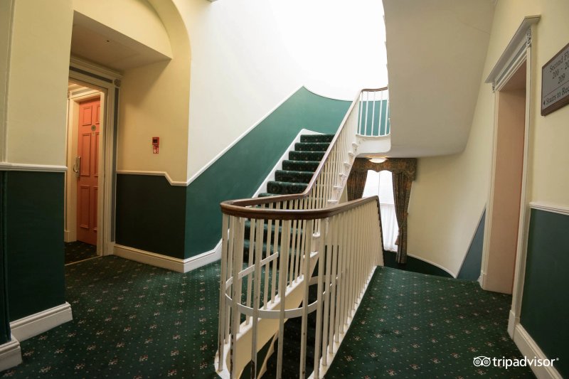 Worcester Whitehouse Hotel