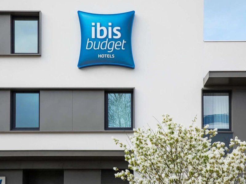 Ibis Budget Saint Quentin en Yvelines Vélodrome