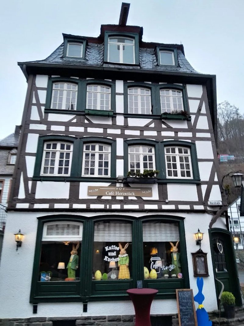Cafe Herzstuck