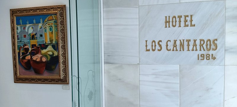 Hotel Los Cantaros