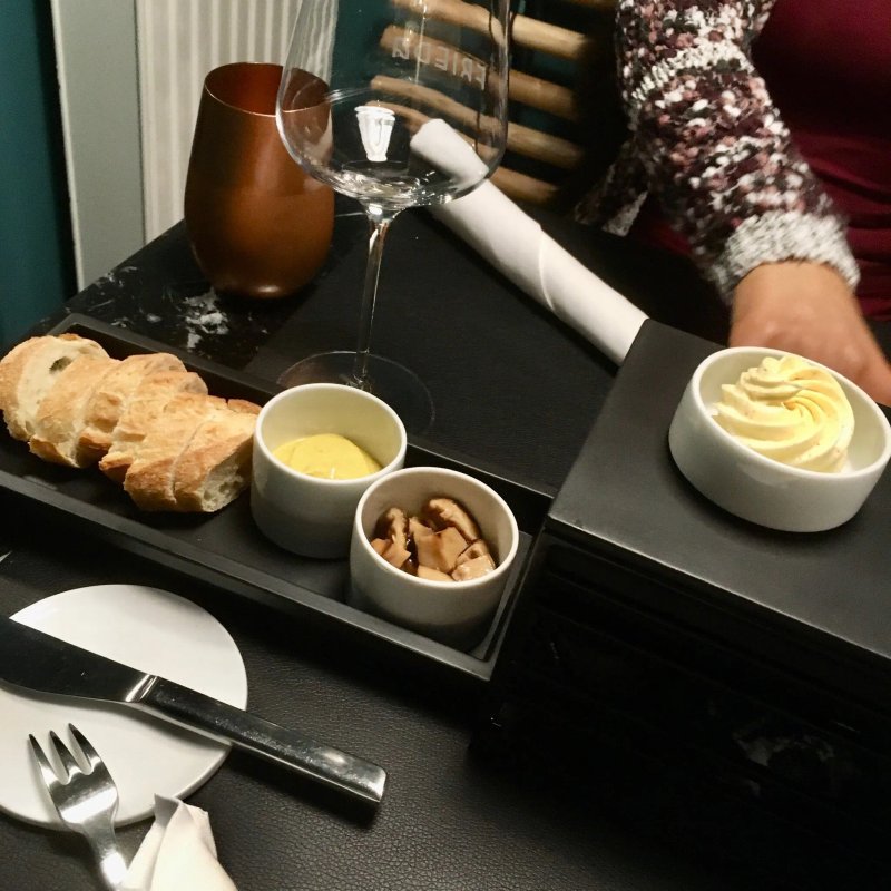 FRIEDA Restaurant