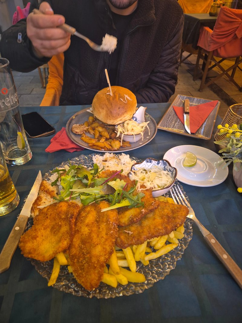 Europa Cafe - Restaurant
