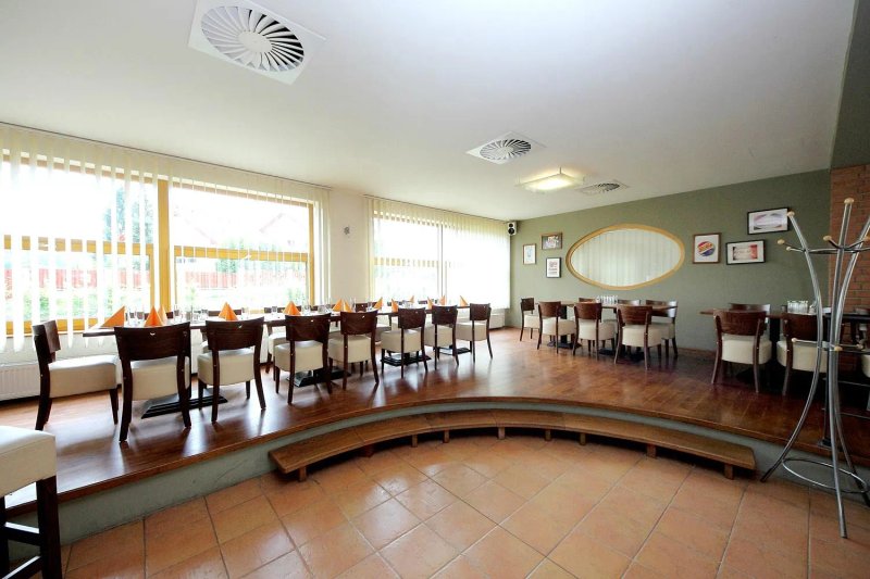 Hotel S-centrum