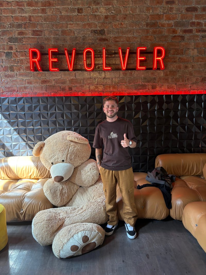 Revolver Hotel