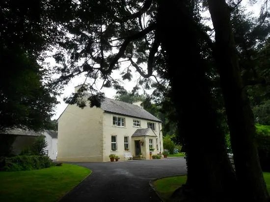 Dromard House Bed & Breakfast