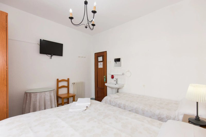 Hostal Mesones