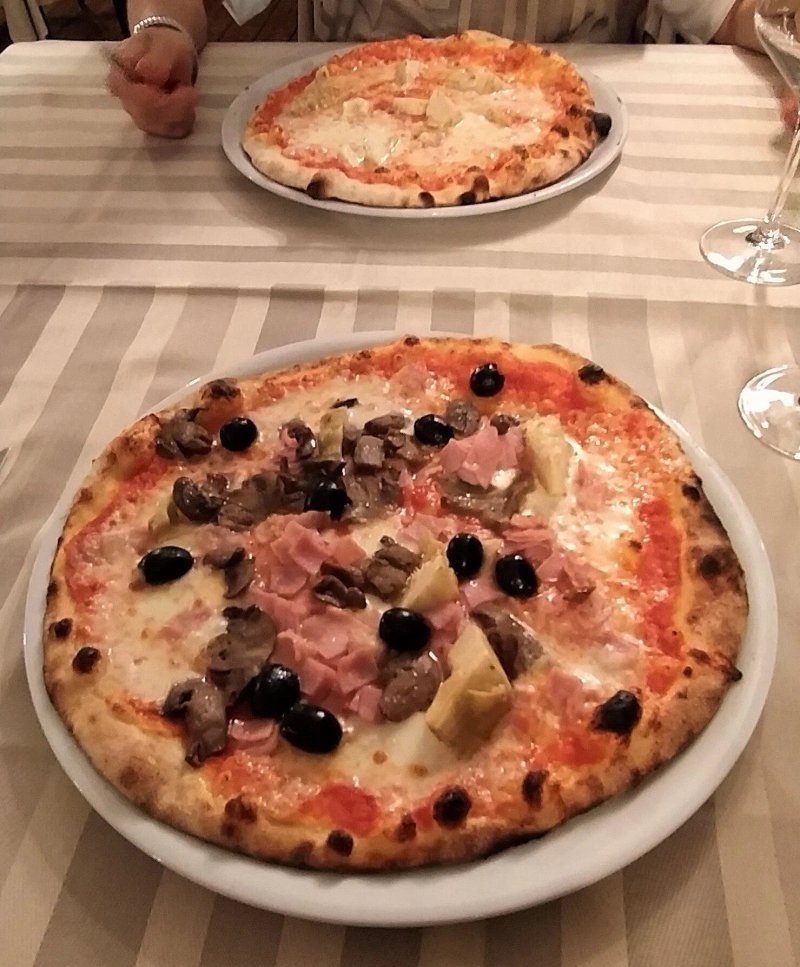 La Dama Sul Lago Ristorante - Pizzeria