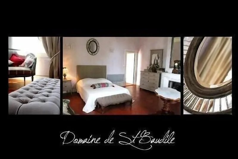Small 19th-century chateau 4km from the sea. Promo 2 to August 16 Sem 4500 euros