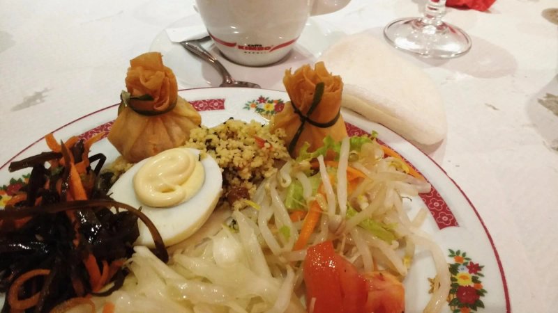 Buffet d'Asie