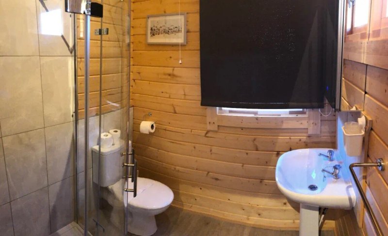 The Bacchus Hotel Luxury Log Cabins