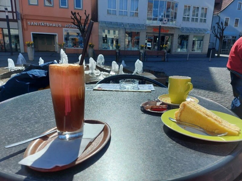 Cafe Oyzeri