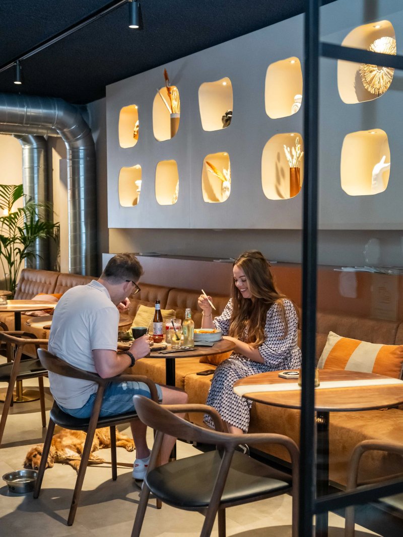 Grand Cafe Sons & Daughters