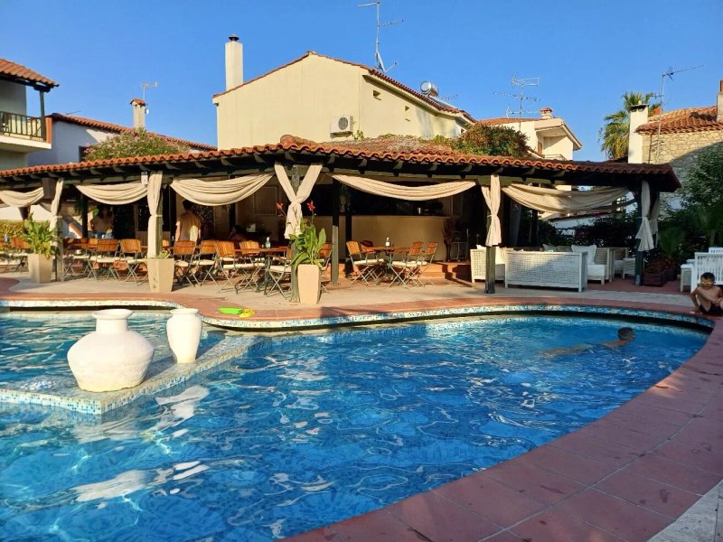 Eden Hotel