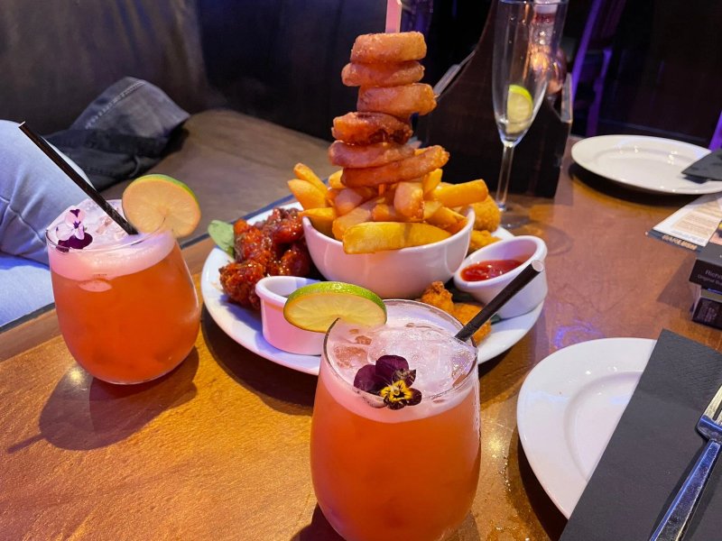 Lush Bar & Restaurant